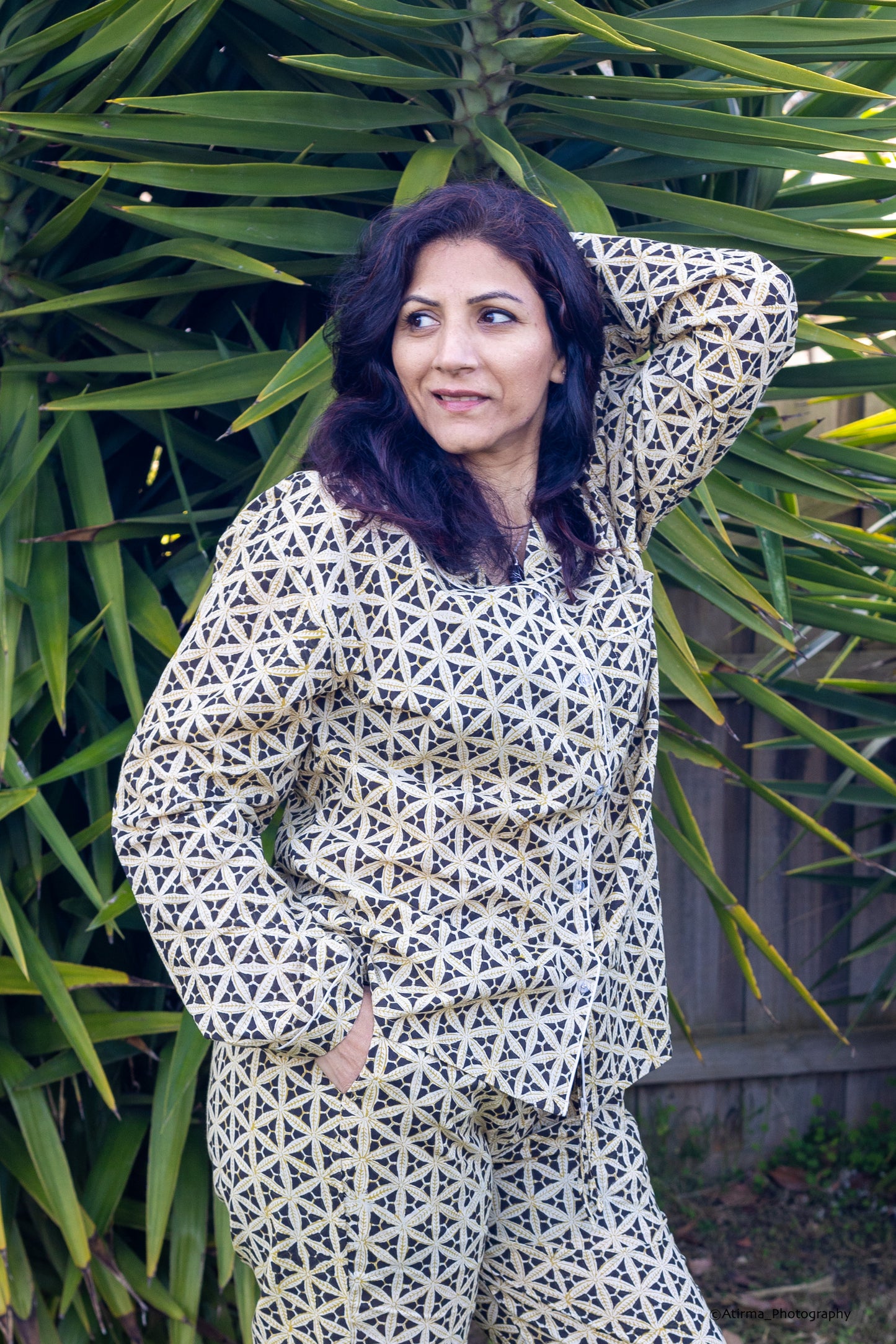 Sonia | Sand Black Pyjama Set