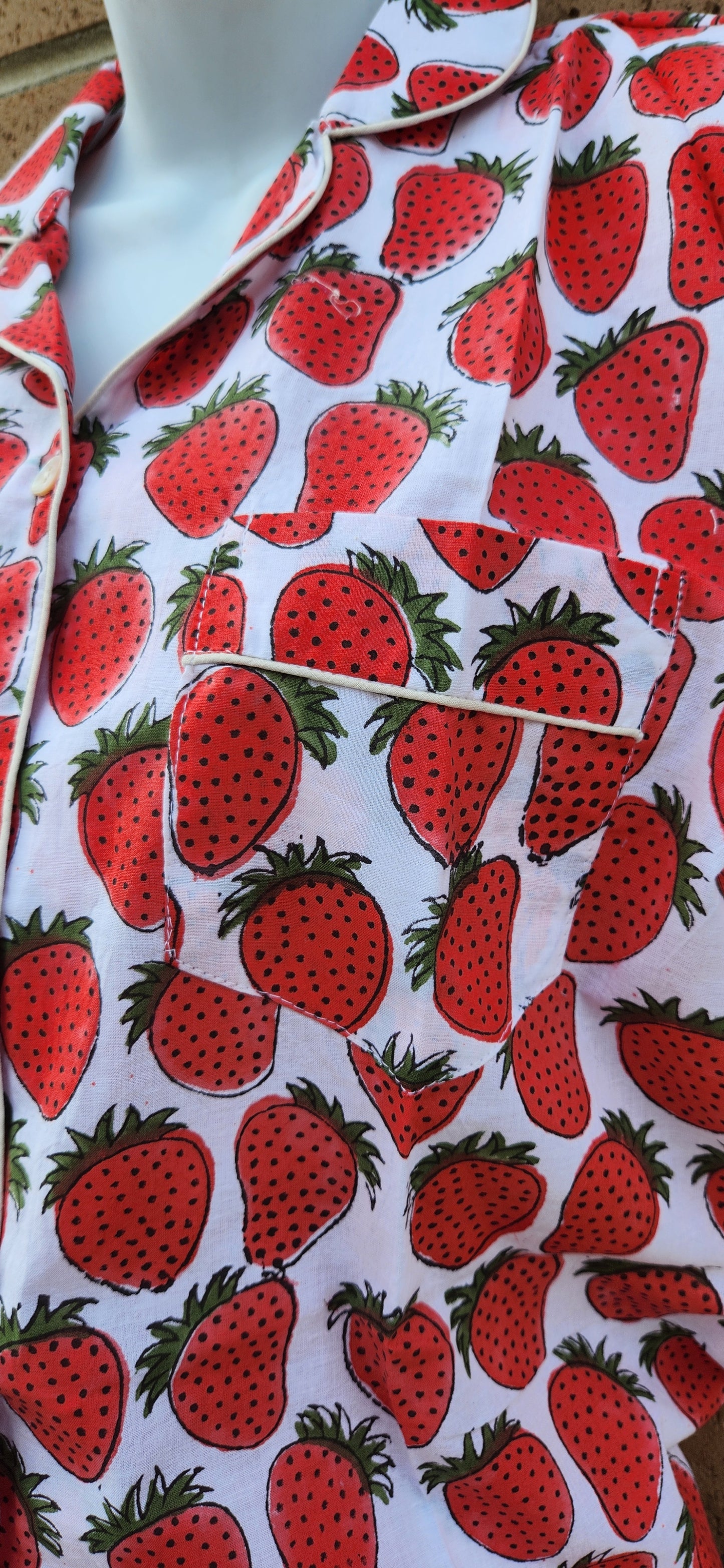 Strawberries | Unisex Cotton Pyjama Set