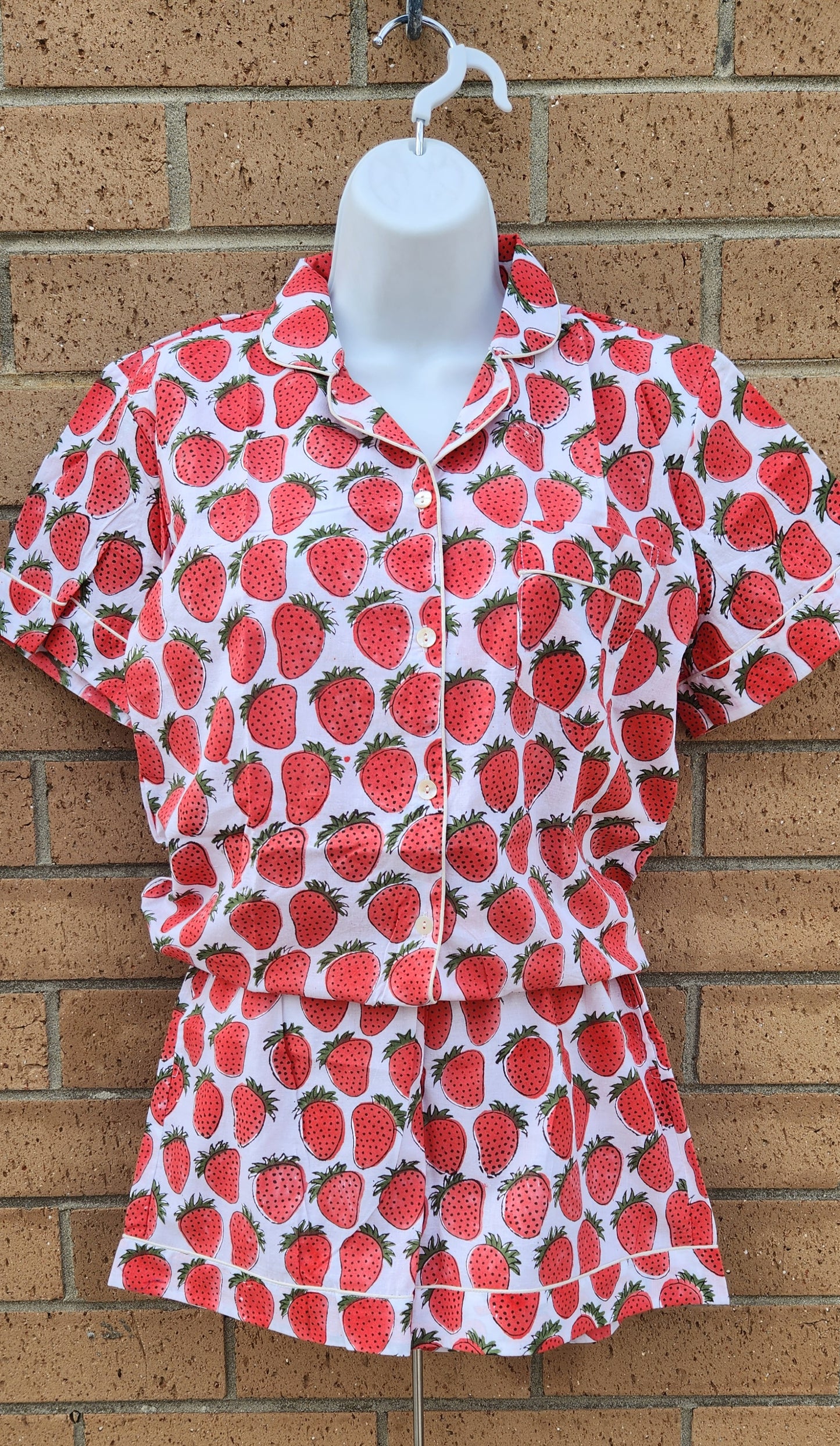 Strawberries | Unisex Cotton Pyjama Set