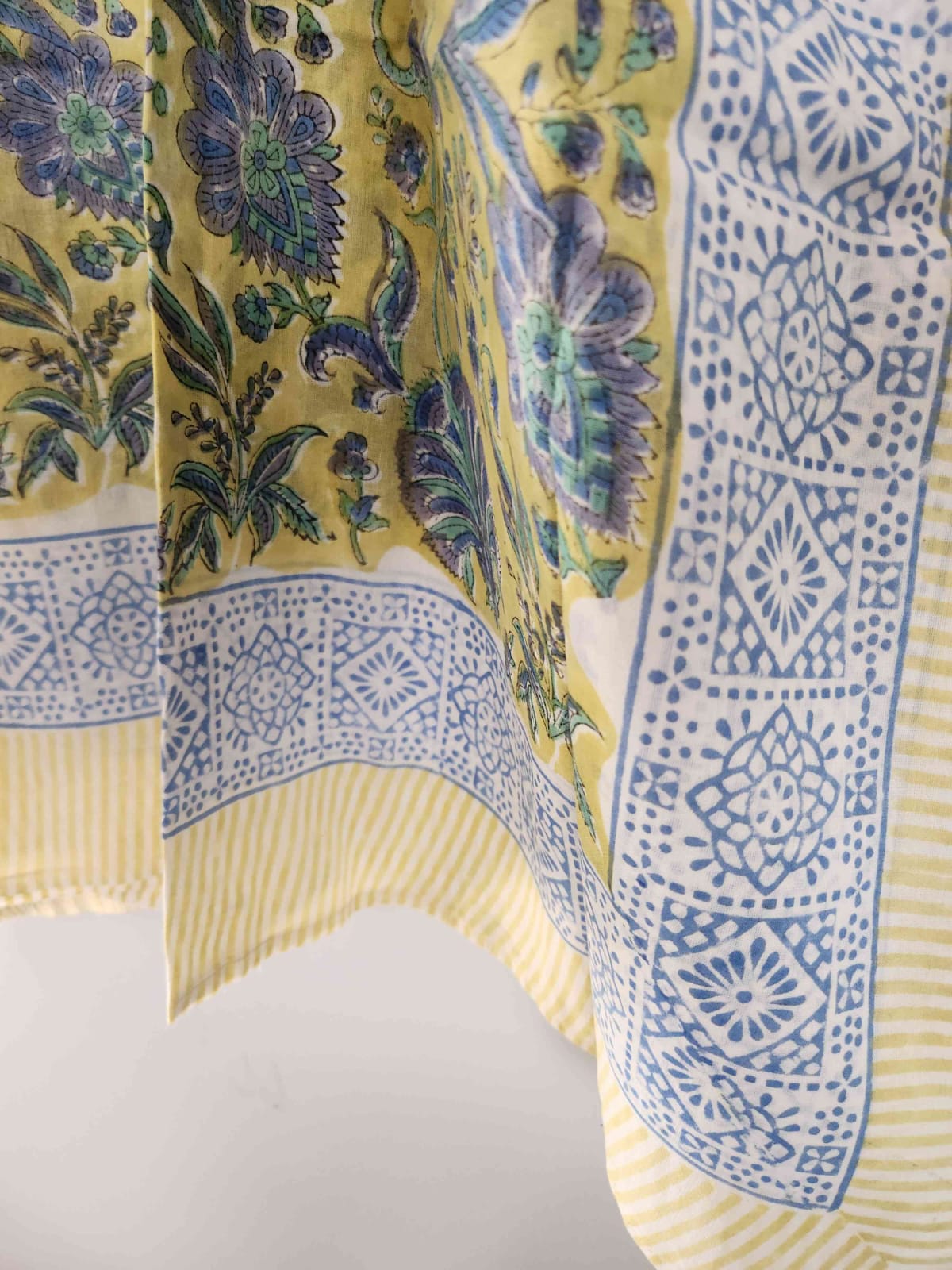 Isha ~ Kaftan