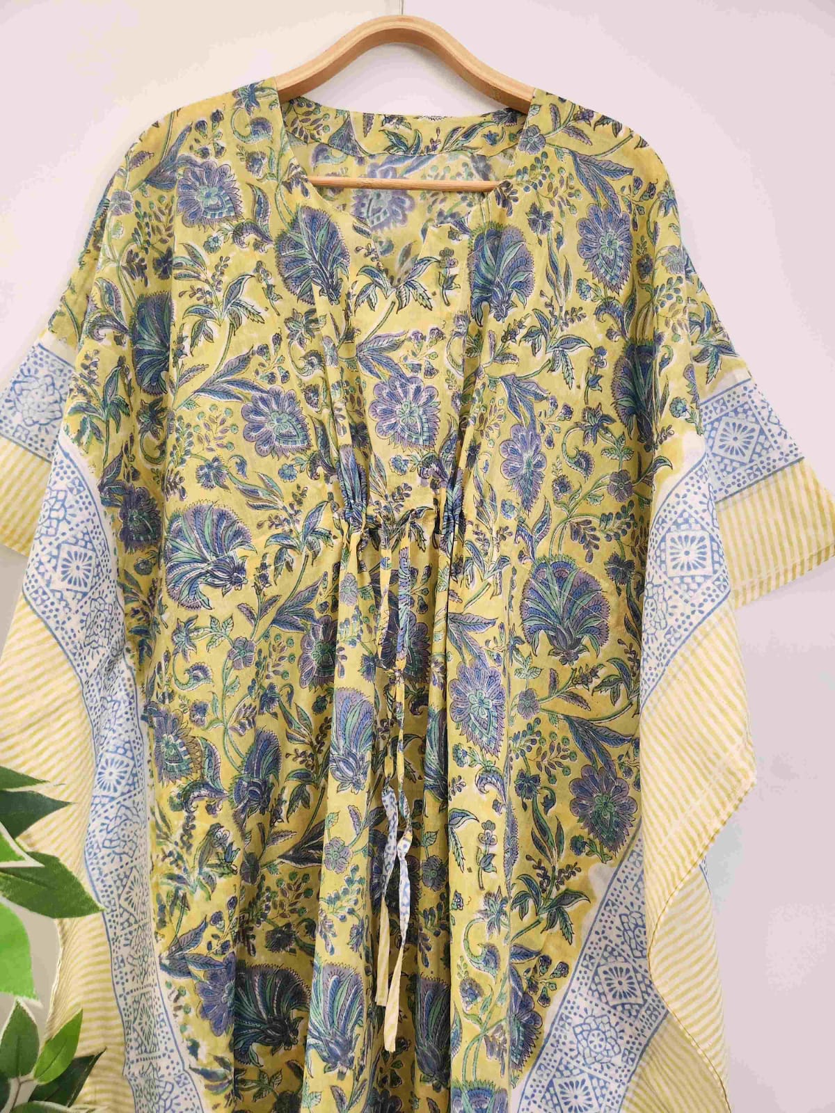 Isha ~ Kaftan