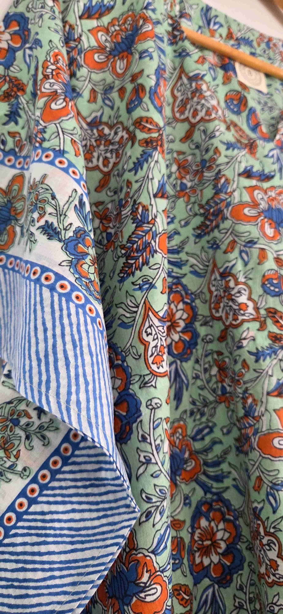 Neeti ~ Kaftan