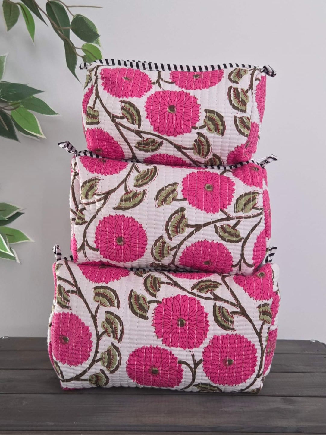 makeup pouch
