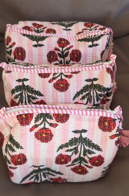 Daisy on Pink | Cosmetics Pouch