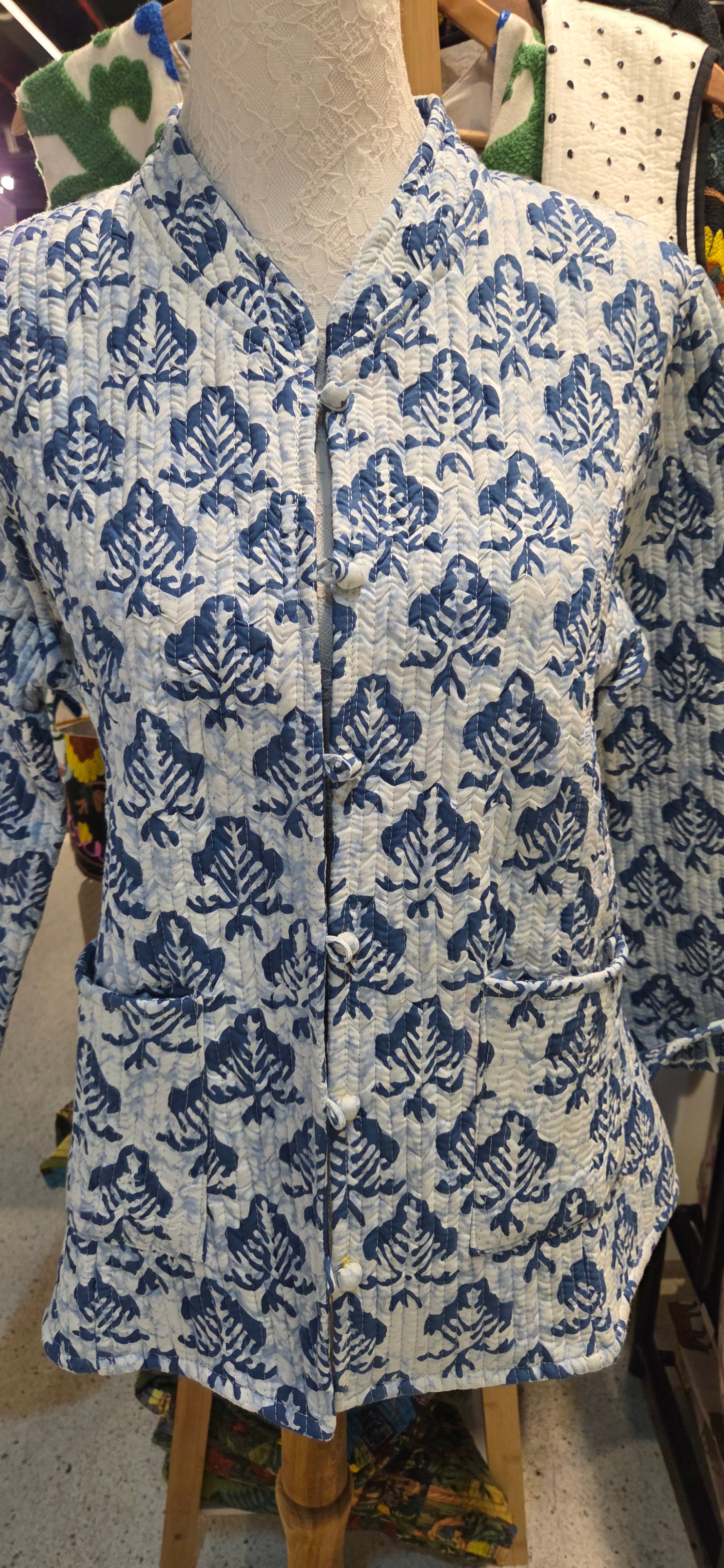 Deepika ~ Booti Print | Quilted Cotton Reversible Jacket