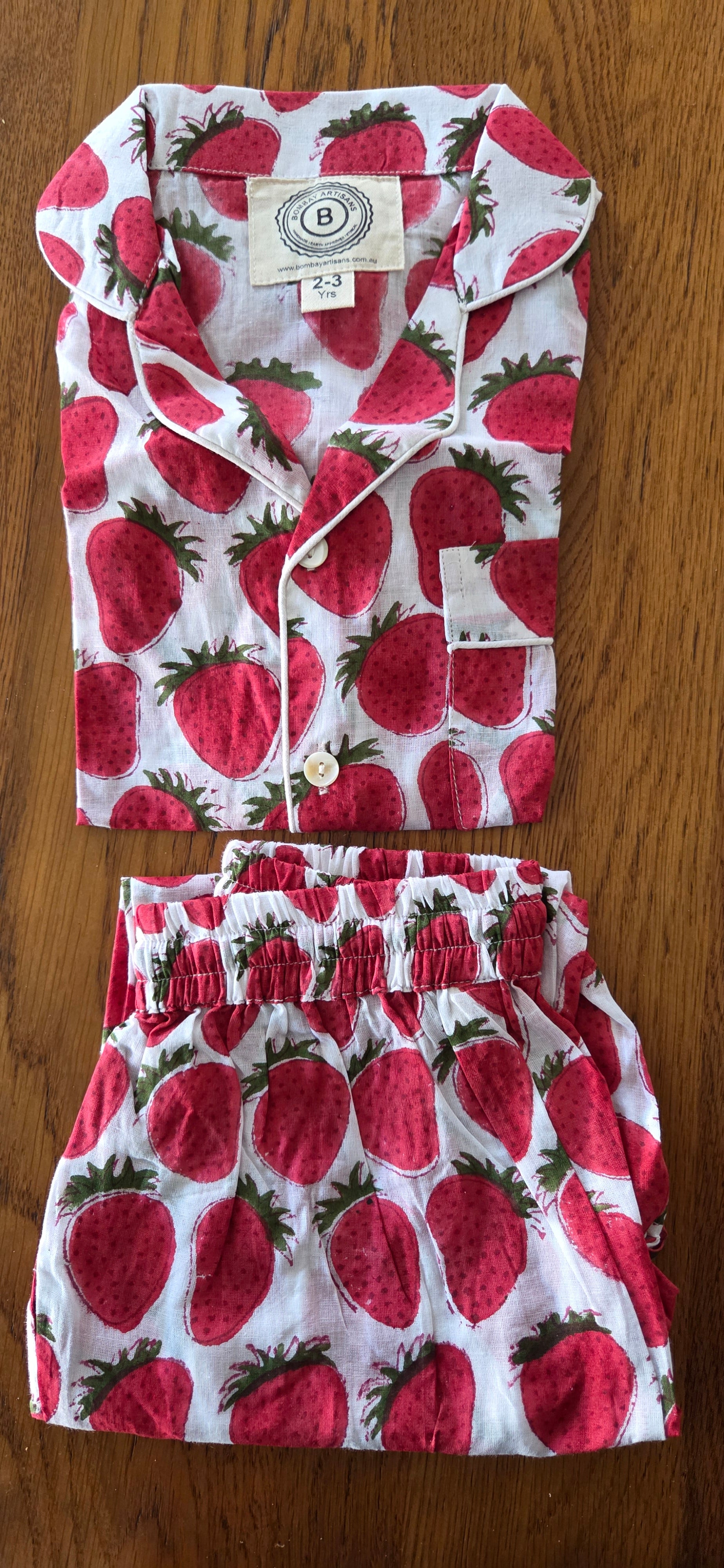 Kids PJ set Strawberry