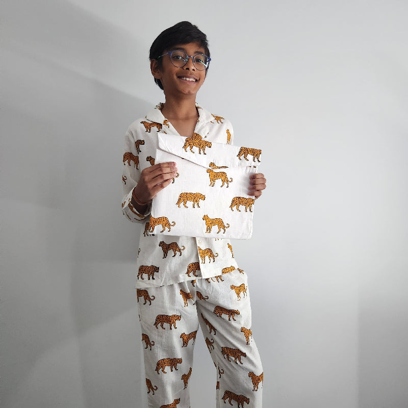 Kids PJ set Tigers