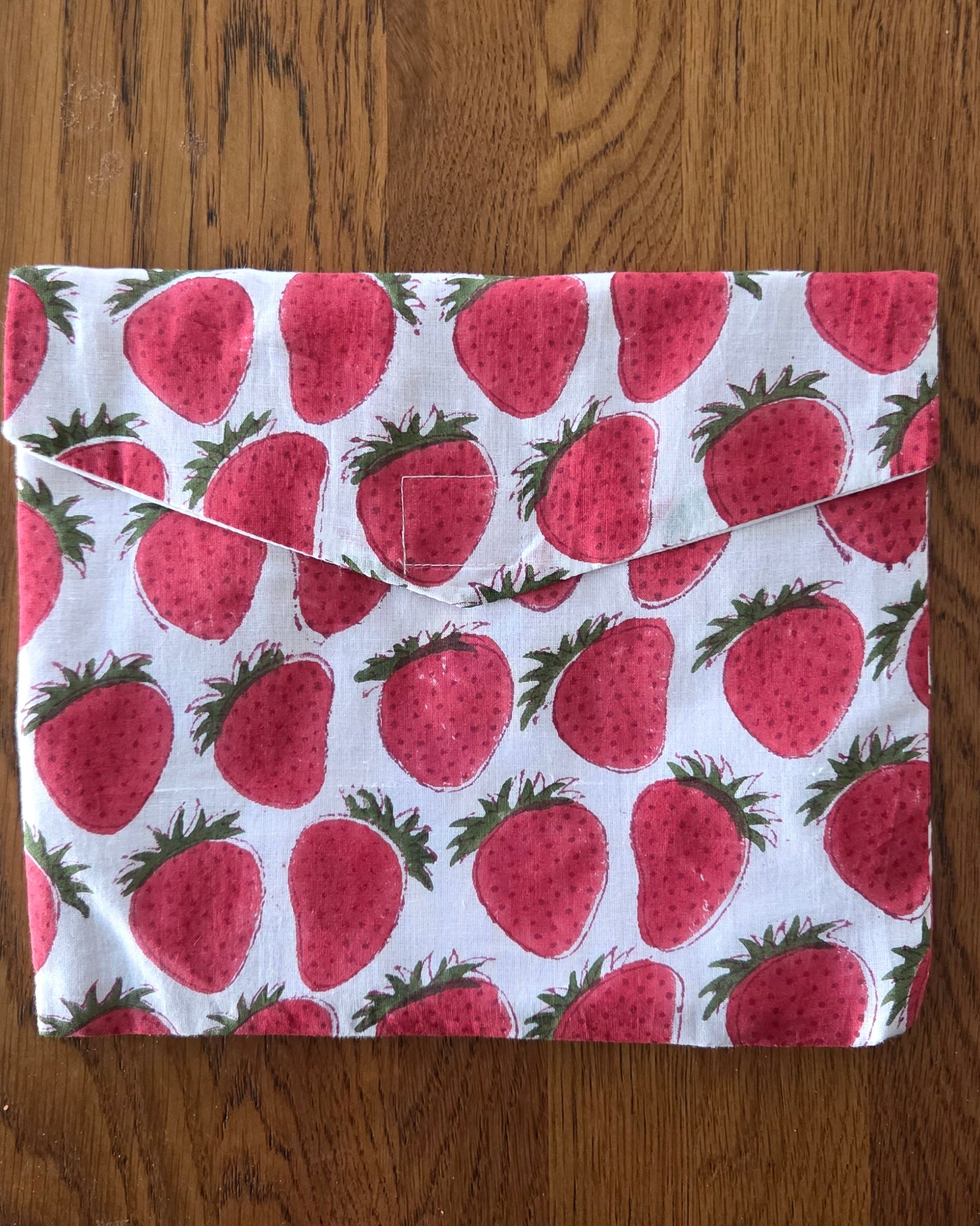 Kids PJ set Strawberry
